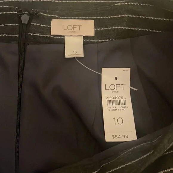 Loft women’s 10 medium skirt stripe business casual aline grey white Ann Taylor - Picture 4 of 10